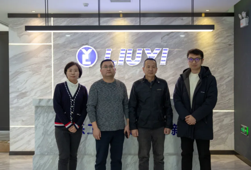 Shared Vision, Collaborative Progress | SIMPLAB Team Visits Beijing Liuyi Biotechnology